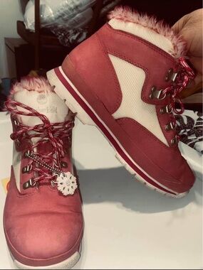 Women's Pink Timberland Winter Hiker Boots with Faux Fur